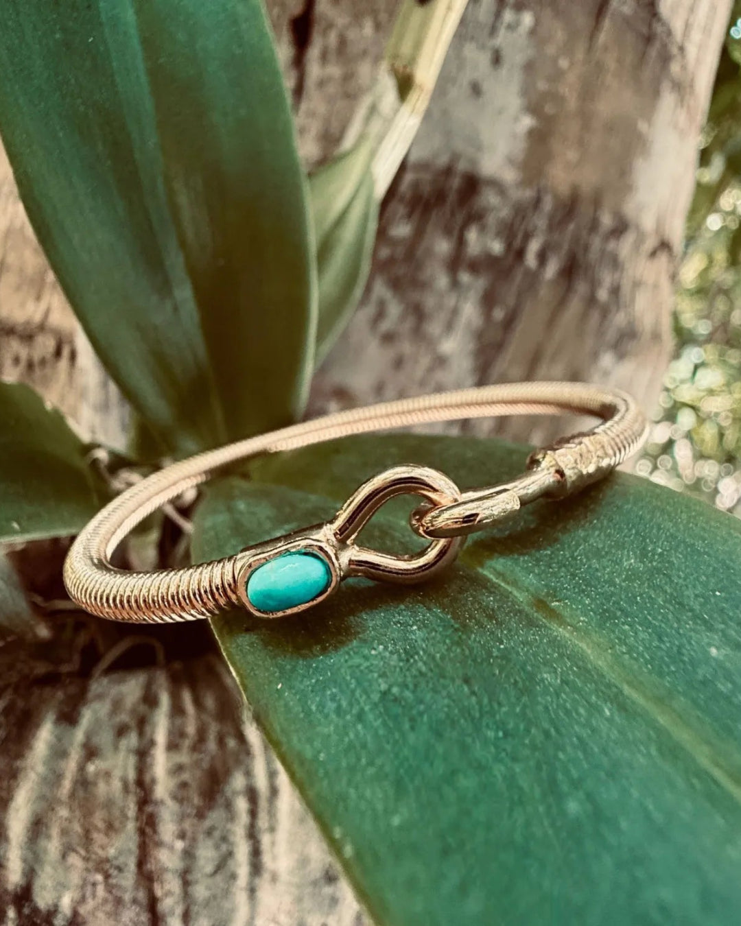 BRACELET HOOK PIERRE EN CORDE DE BASSE BIG